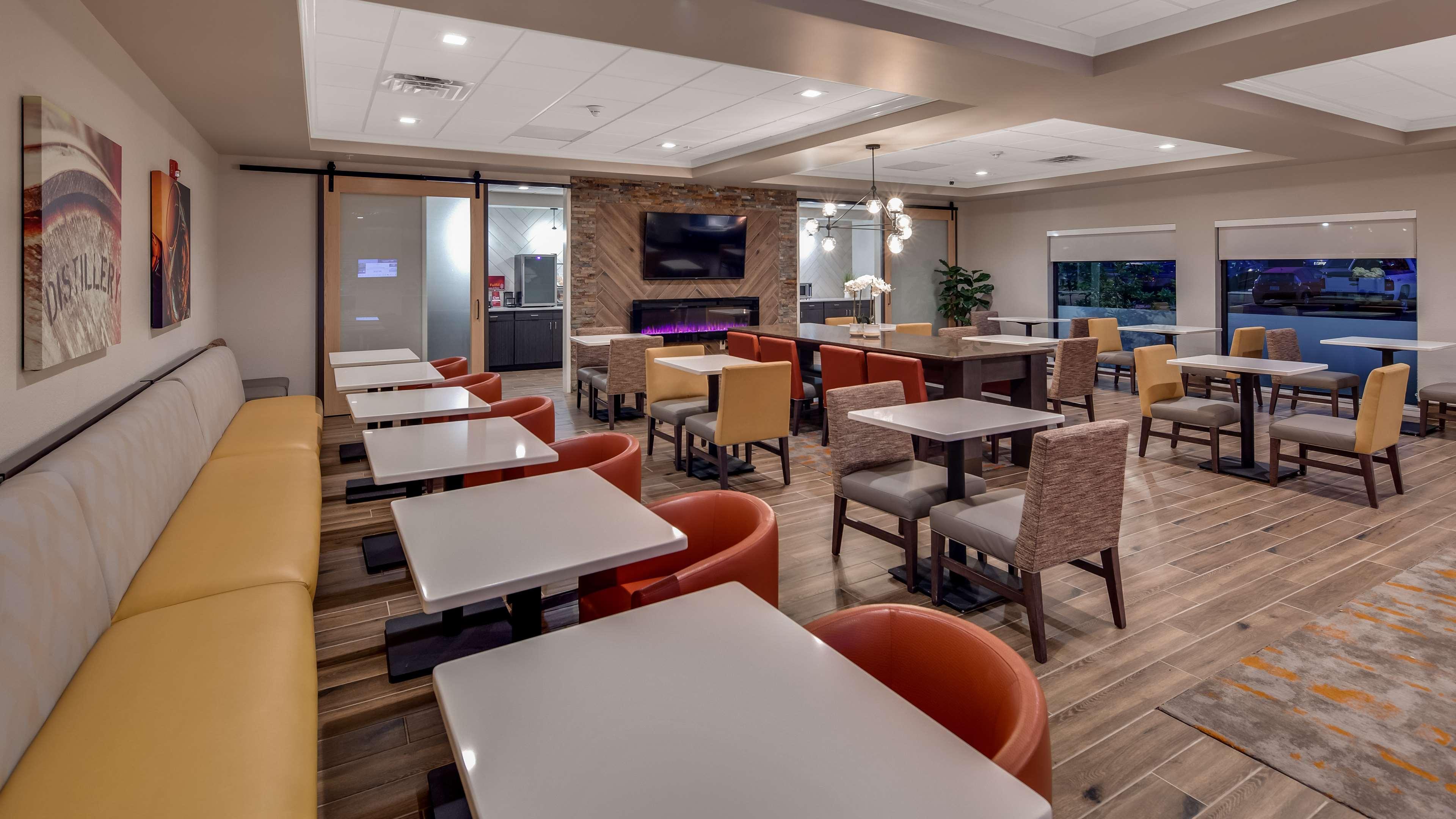 Best Western Plus Elizabethtown Inn & Suites Eksteriør bilde